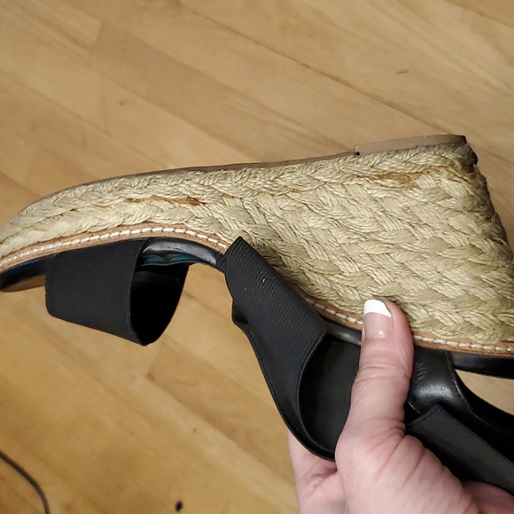 Arturo Chiang Wedge Sandles - Picture 4 of 7